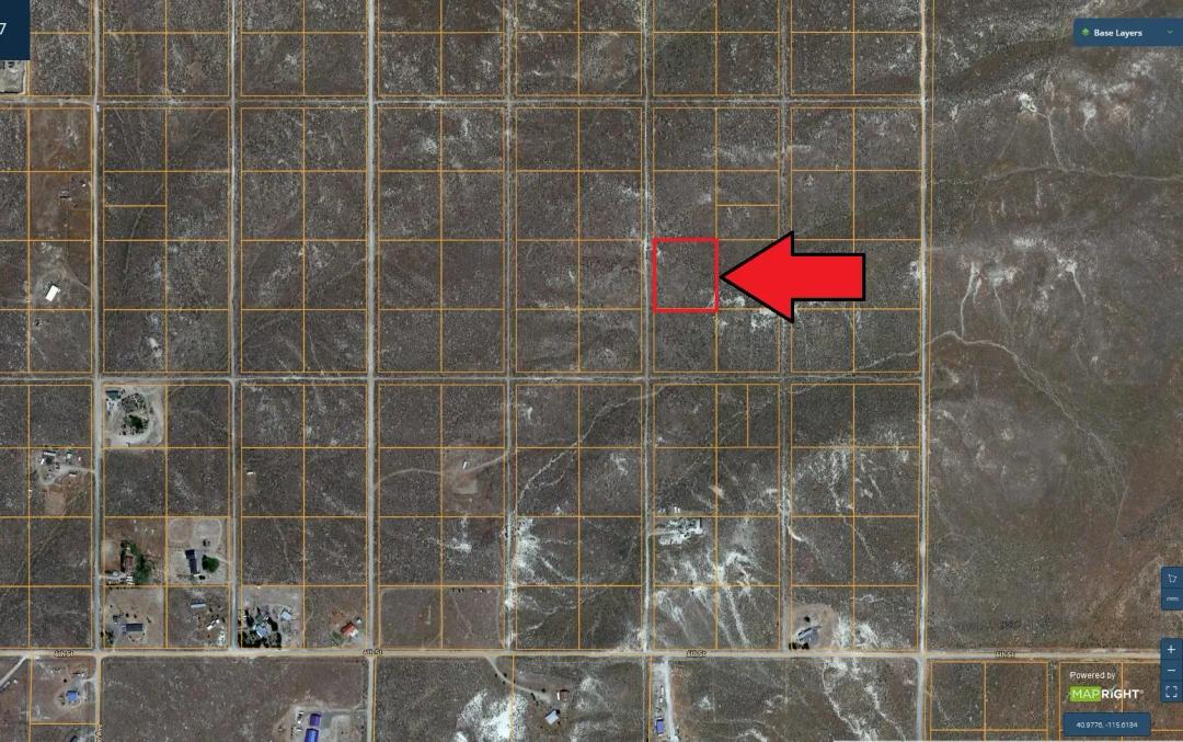 Humboldt River Ranchos - Over 2 1/4 Acre Mini Ranch - Secluded