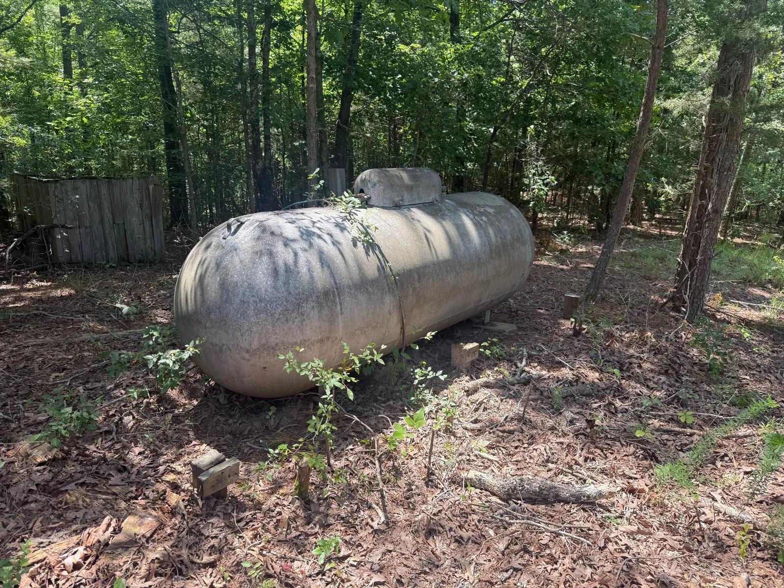 32895639-18