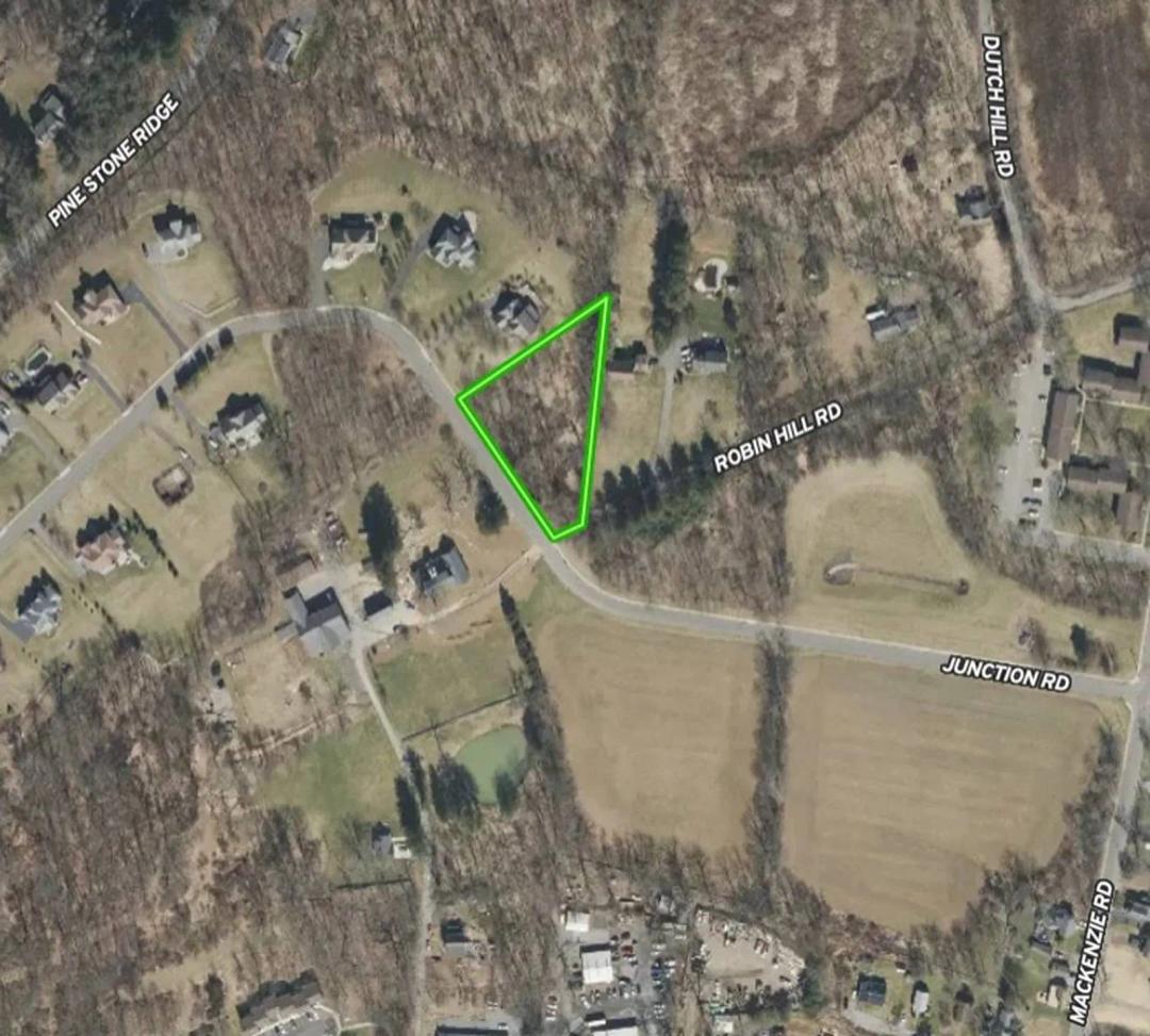 AUCTION 1.20+/- Acre Building Lot in Established Neighborhood