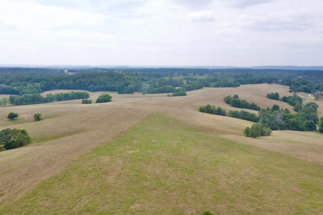 178 +/- Acre Top Notch Cattle Farm