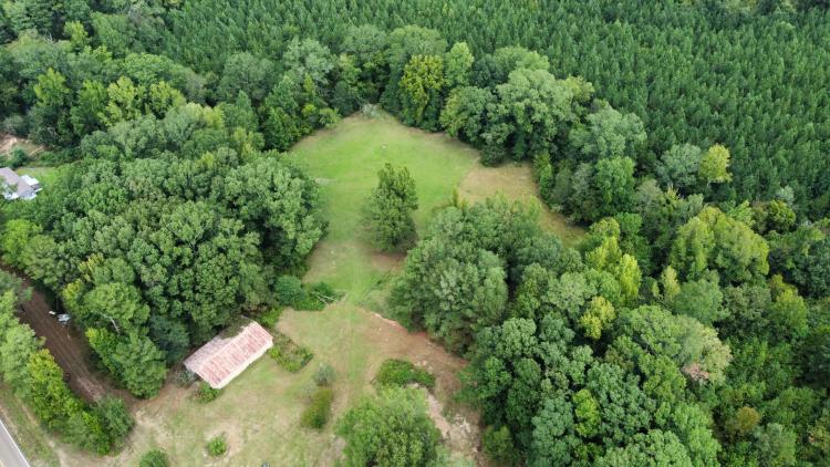21 Acres with a Home in Attala County, MS