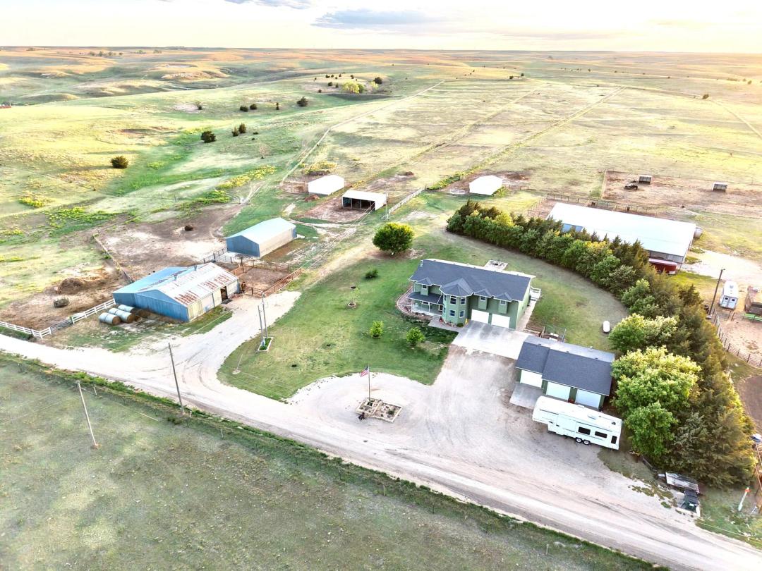 1465 200th Ave. Hays