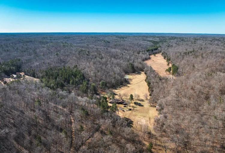 Childs Hollow Home &amp; Hunting Retreat