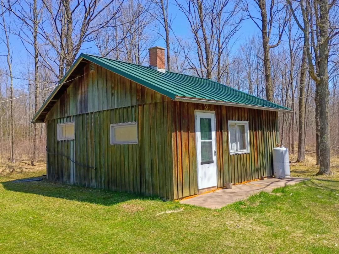 120 Acres of Wisconsin Land for Sale Bordering National Forest