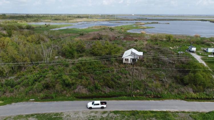 7 +/- acres Golden Meadow, LA 70357