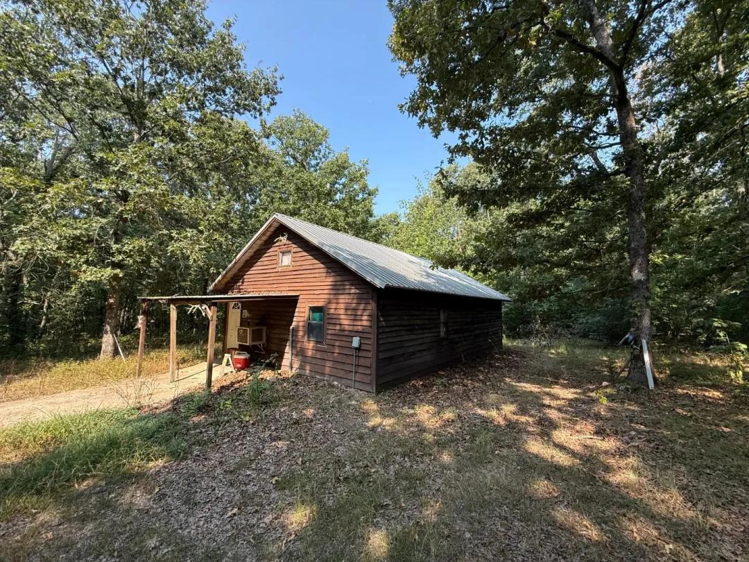 Prime Ozarks Hunting Land in Sharp County, Arkansas for Sale - 202 Acres with Cabin