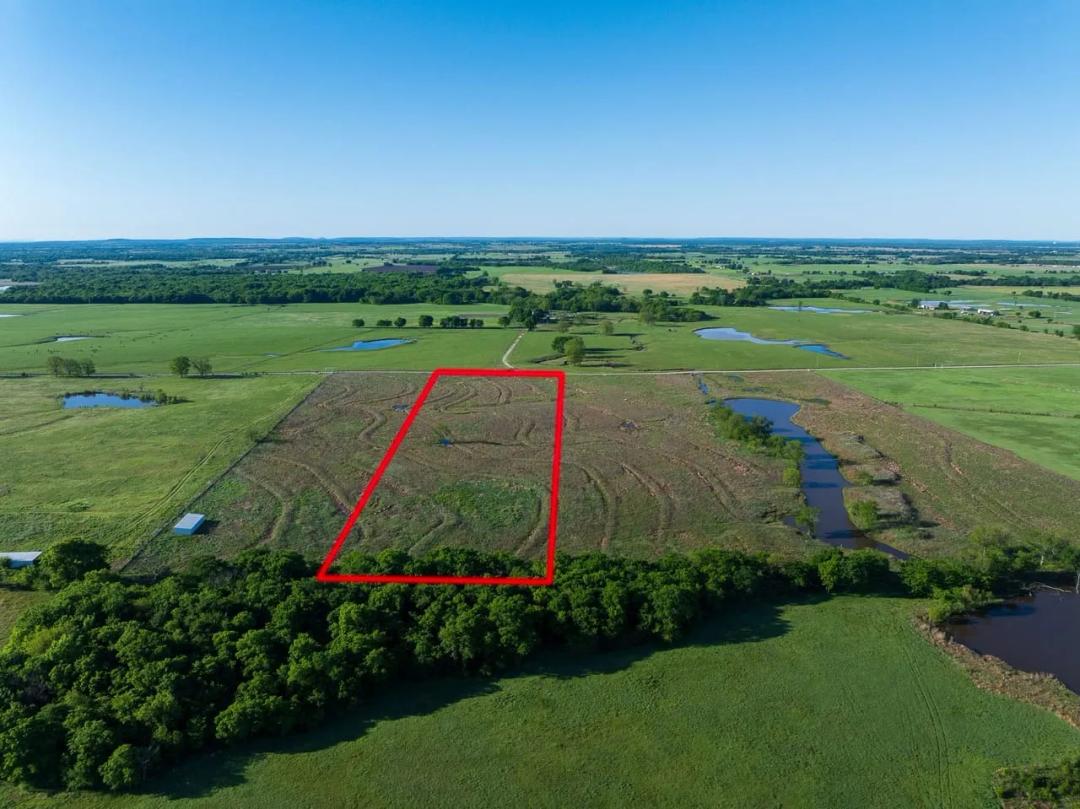 6 N 300 Road Okmulgee, OK 74447