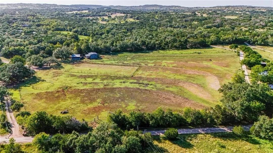 1750 Loop 165 Loop #B, Dripping Springs, Texas 78620