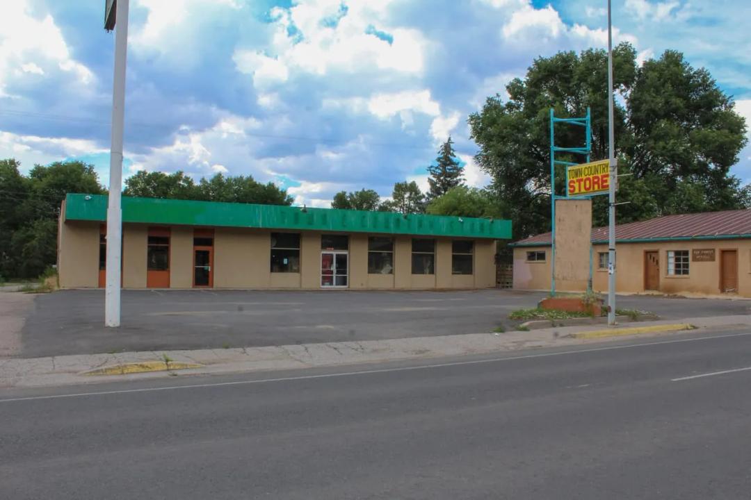 Cuba Commercial Property - Mixed Opportunity