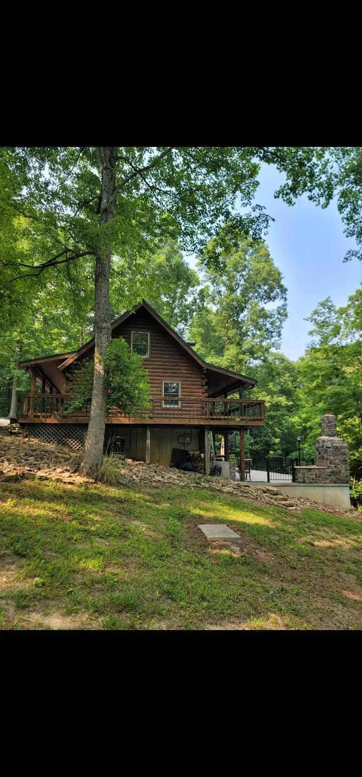 3 Bedrooms2 Bathroom on 3.25 Acres at 14765 Utopia Rd.
