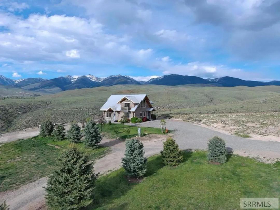 Whisper Ridge