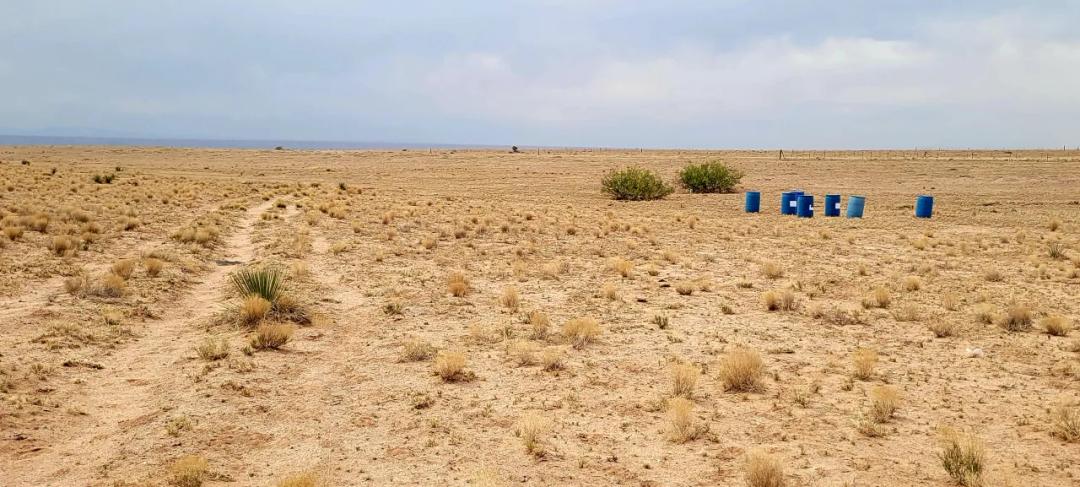 3 Adjoining Lots * Mobiles Modulars Site Builds Allowed * South of Albuquerque
