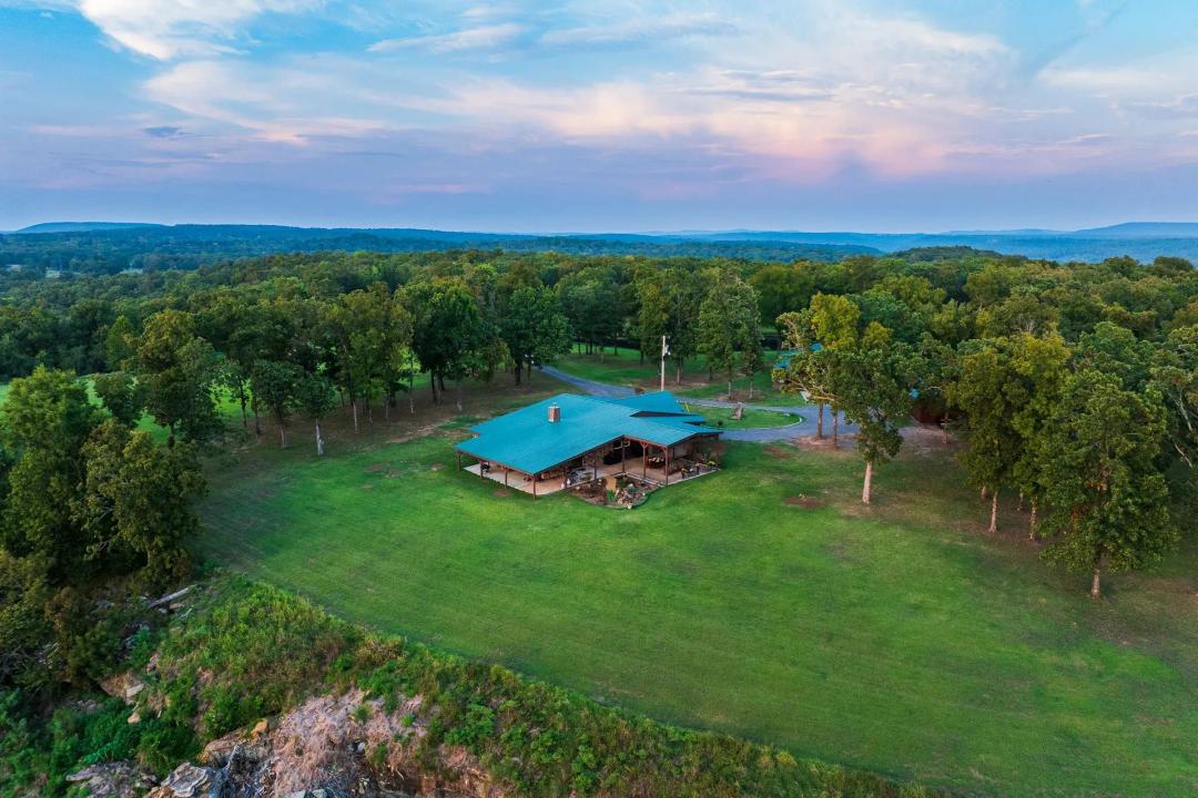 27245 S 565 Rd Welling, OK 74471