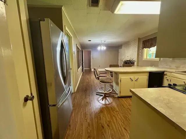 36908685-29