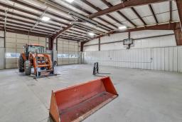 37016932-38
