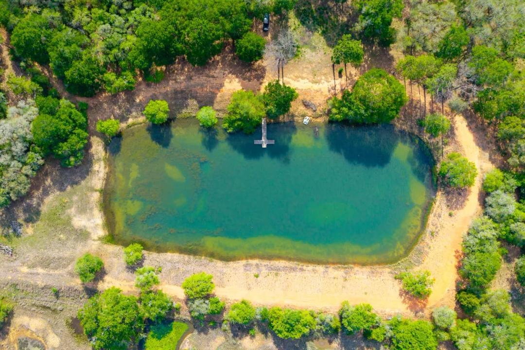 40 Acre Country Retreat | 1.5 hrs to Houston 2 hrs to Austin