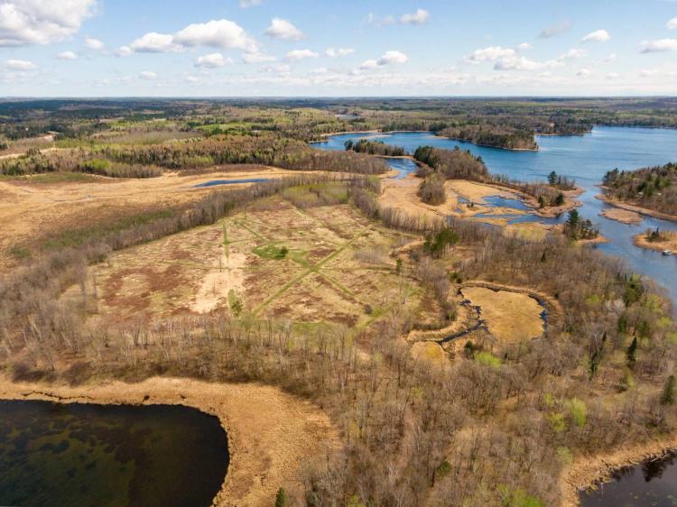 Build a cabin on Little Mantrap Lake!
