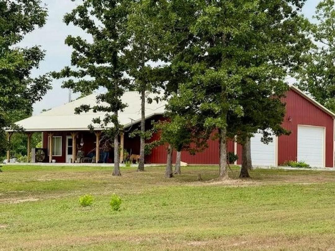 2400 SQ FT Shouse, 1176 sq ft Living, Remaining Insulated Garage, 2) 22x22 Detached Garage, 12x32 Tiny House, Texas County 