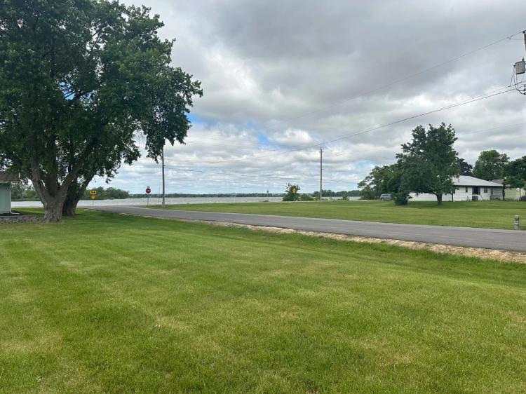 0.25 Acres at xxx Lakeview Acres Lt 17
