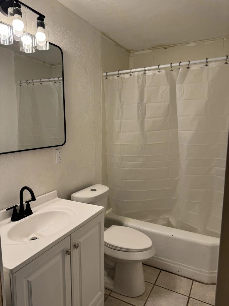 Investment Home For Sale in Paris TX
