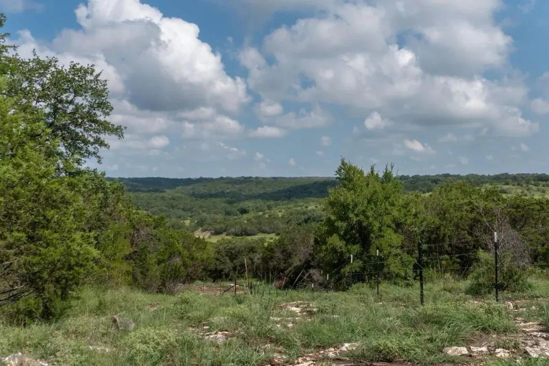 Hood County acreage with great homesites!