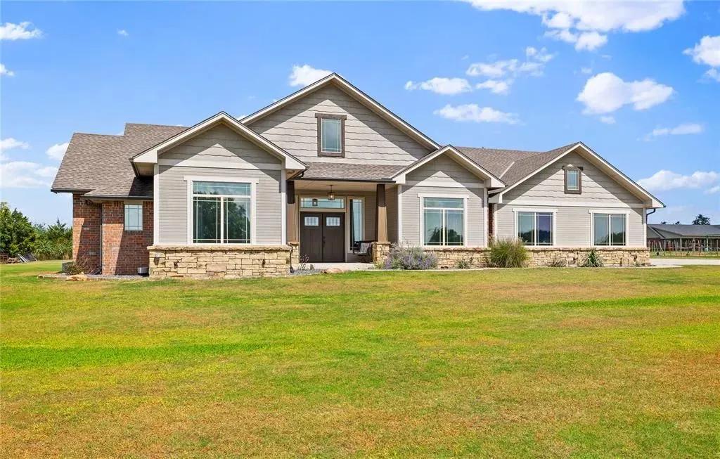 Horse Property in Earlsboro