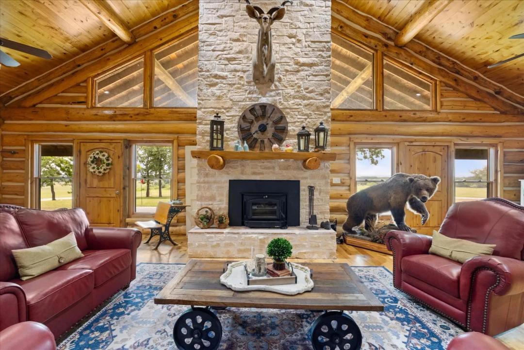  Lodge Style Ranch