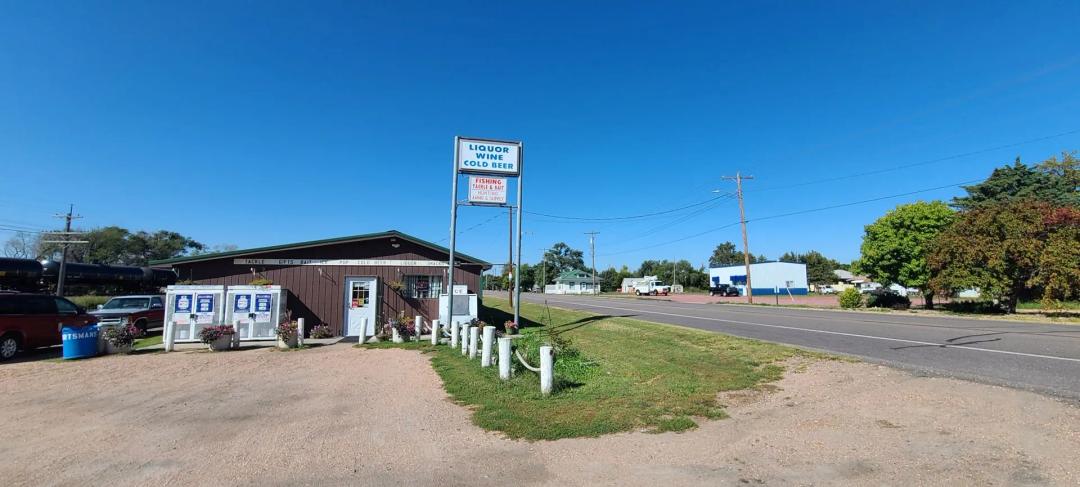 Sutherland’s Sportsman’s Cove – Sutherland, NE