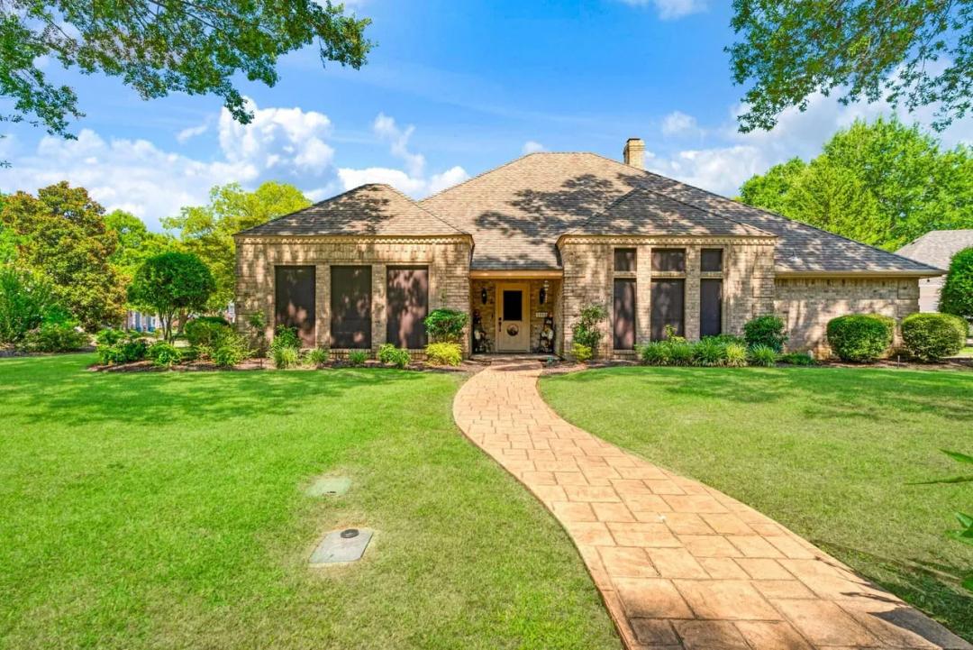 Backyard Oasis in Desirable Oak Creek Neighborhood!