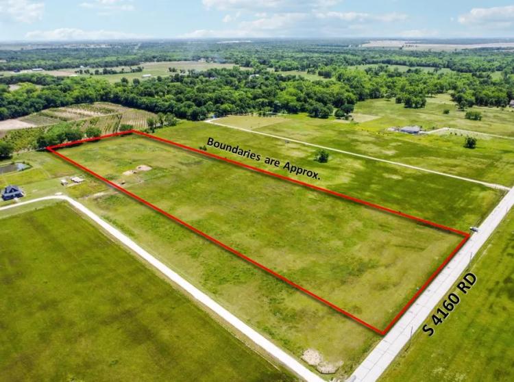 10+/- Picturesque Acres in Rogers County