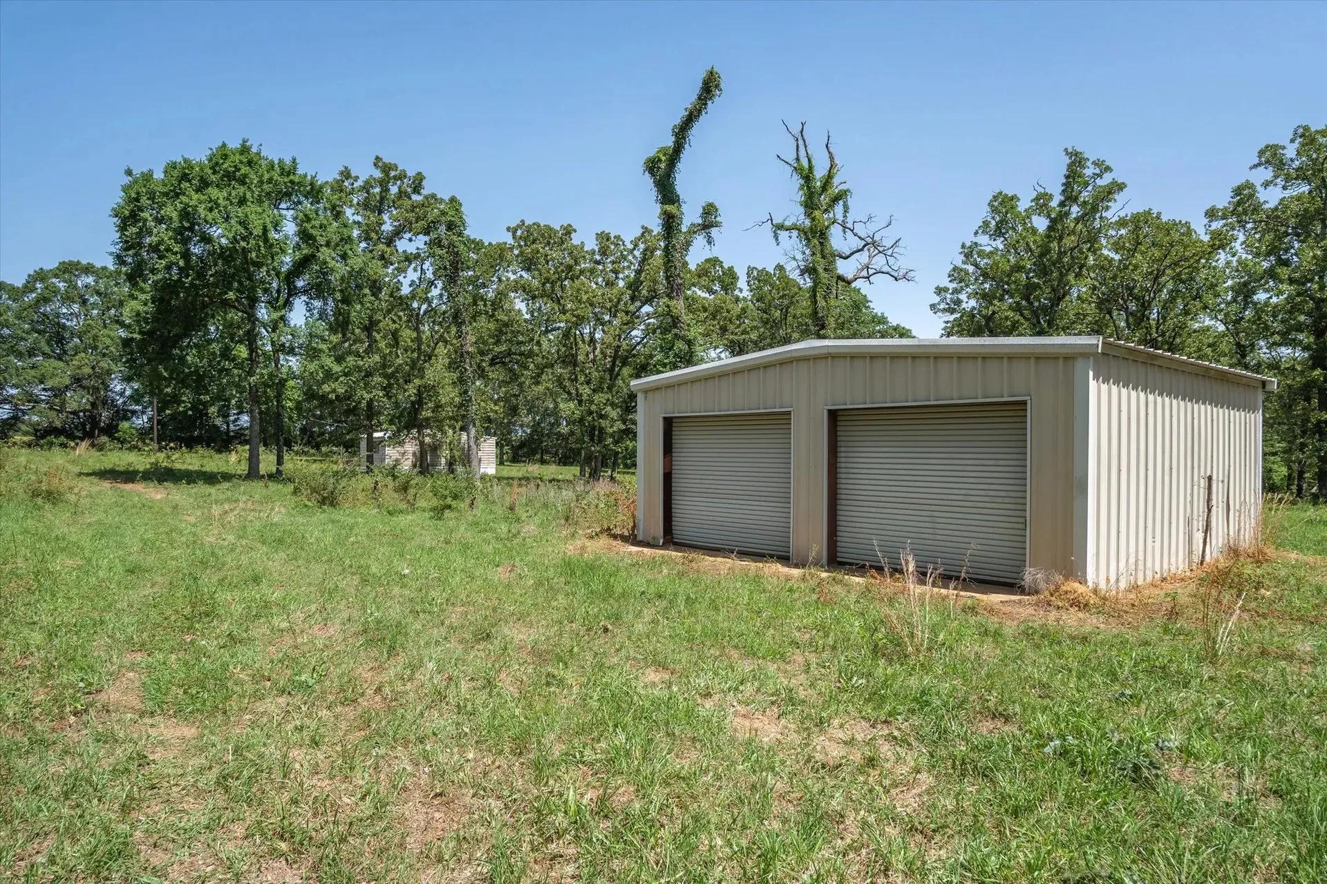 39026989-32