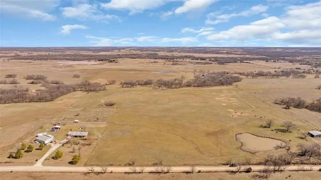 2.59 Acres of Open Land Between Pauls Valley & Stratford – Ready for Your Vision