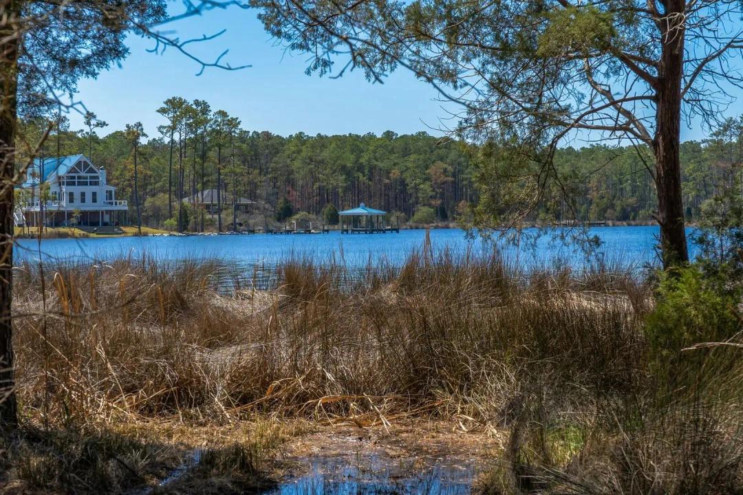 Builadable Waterfront Lot - 3.32 Acres