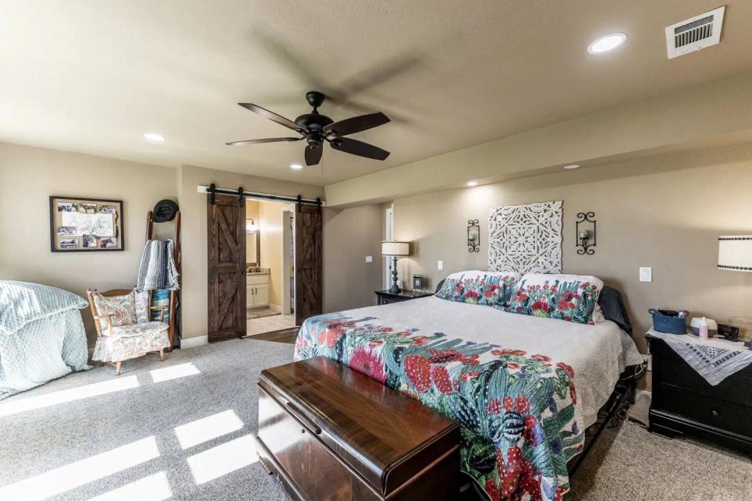 24.8 Acres | Scenic Ranch Overlooking Lake Limestone