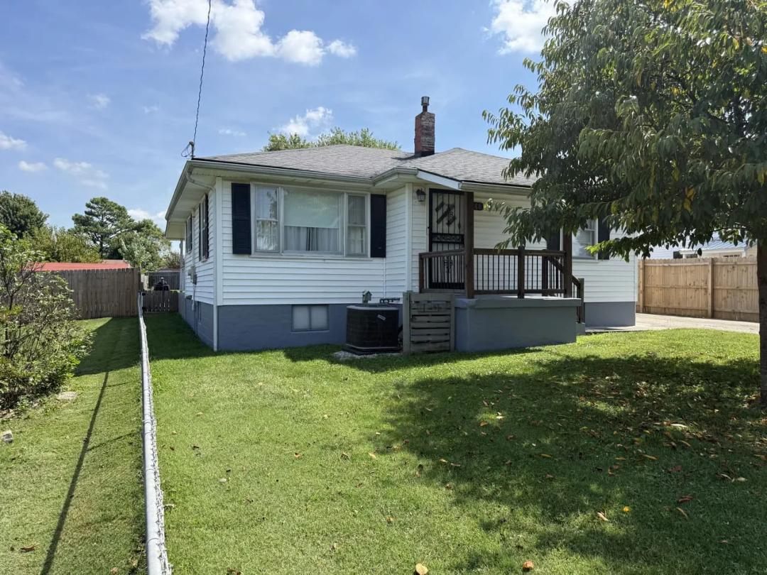 Eminence Country Cottage