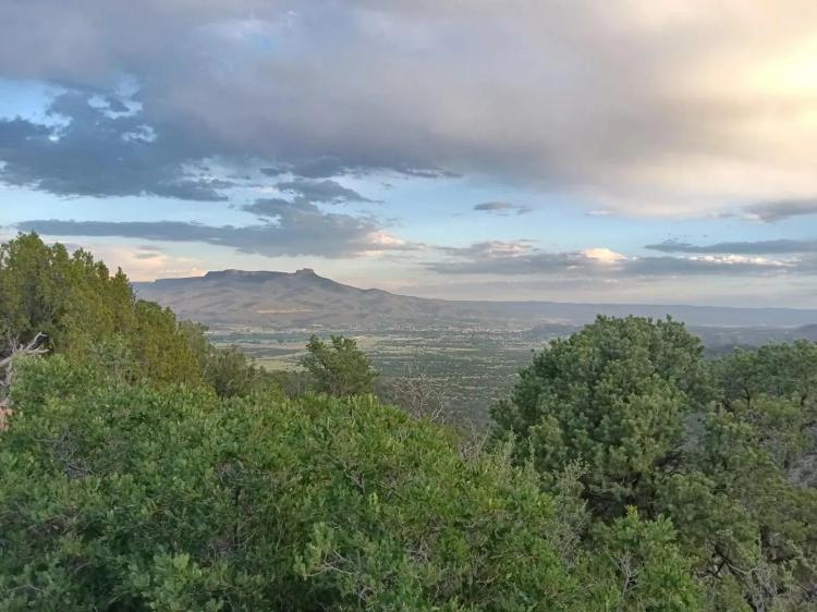 Mountain Adventure Property: 180 Acres of Wilderness and Comfort