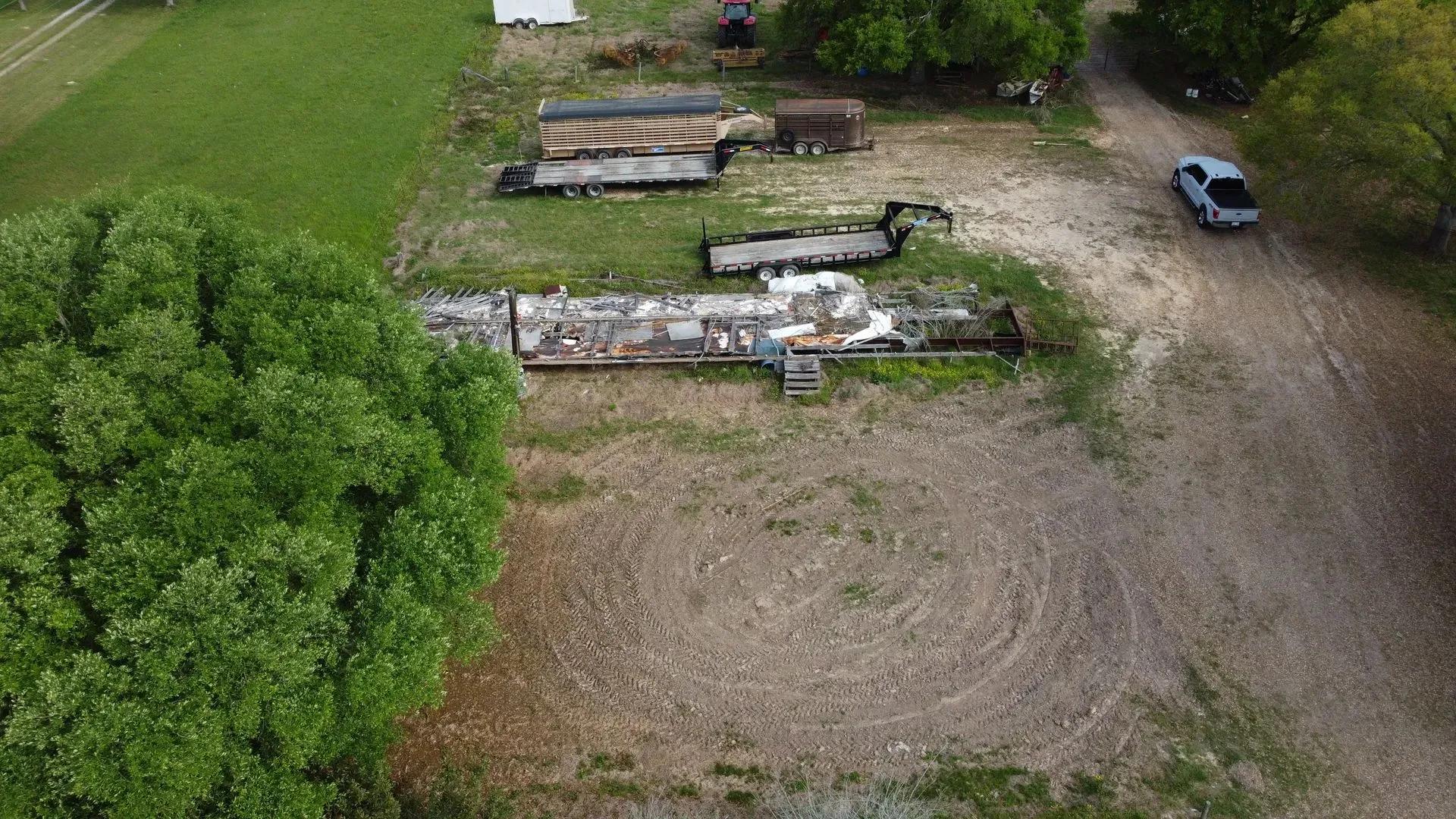 40553286-17