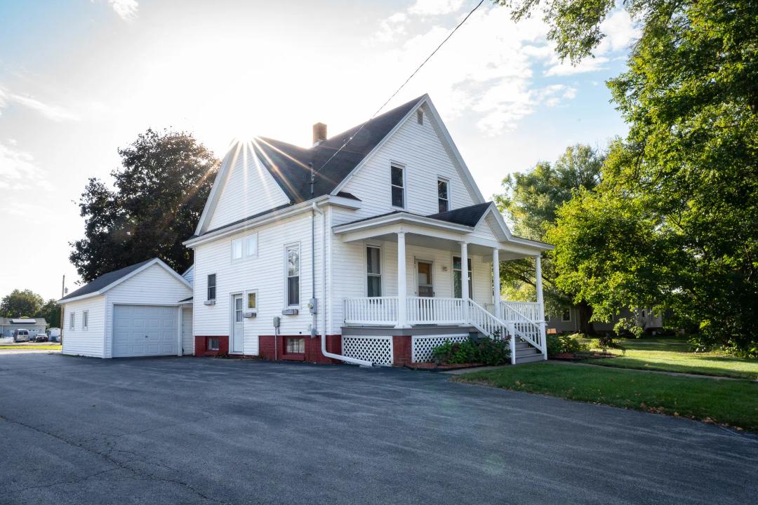Henry County, Illinois Home For Sale(SALE PENDING)