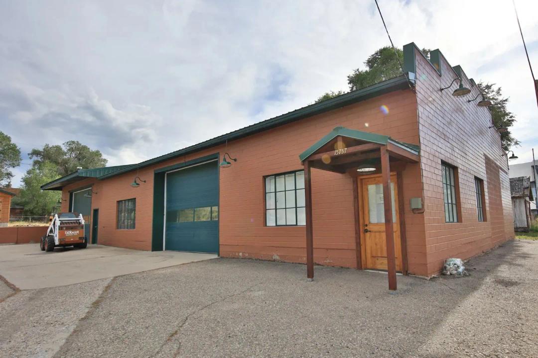15757 57 1/2 Road Collbran, CO