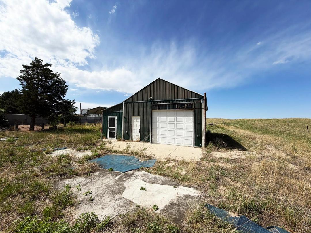 Arthur Bay Lot and Shop