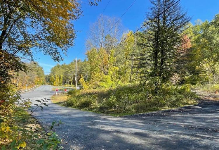1.40 Acres at 690 Moon Hill Rd