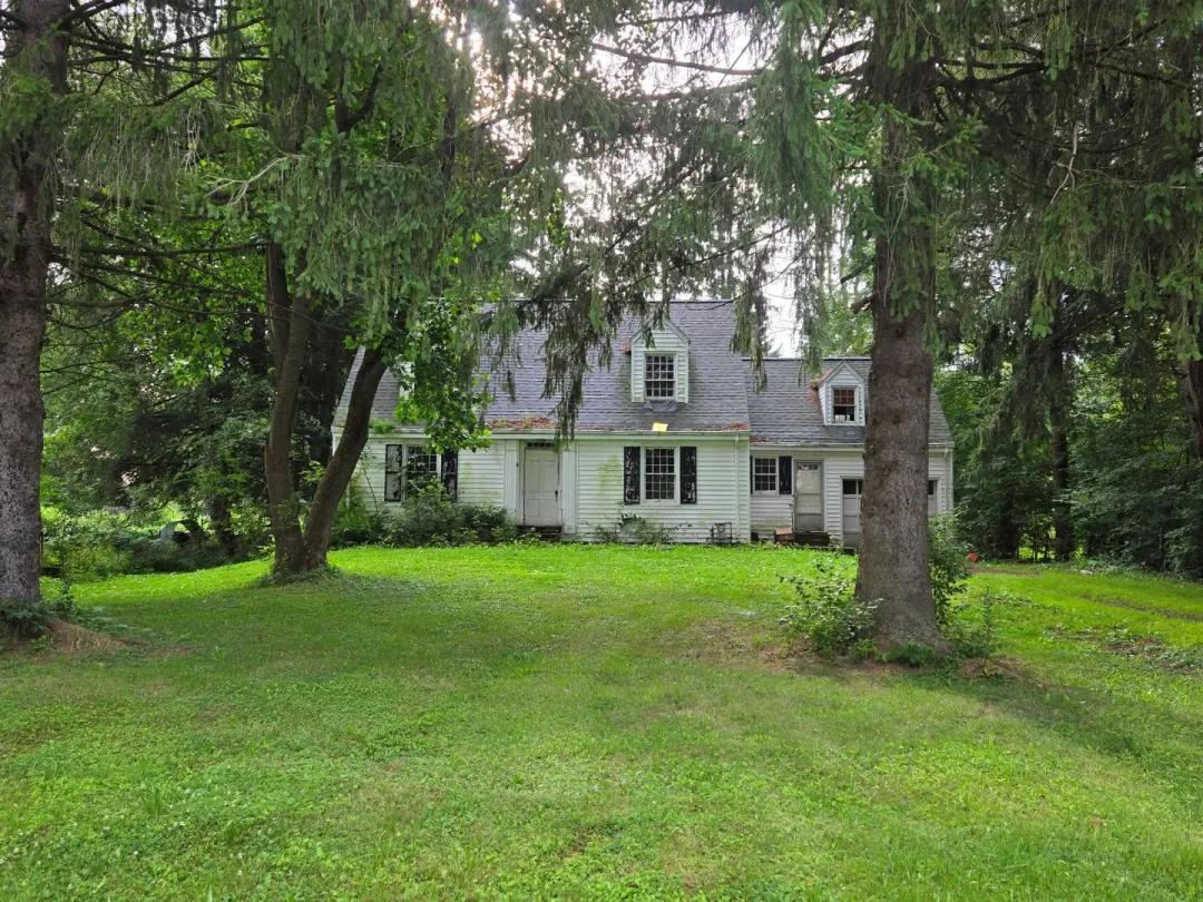 House with Garage in West Clarksville NY 2938 State Route 305