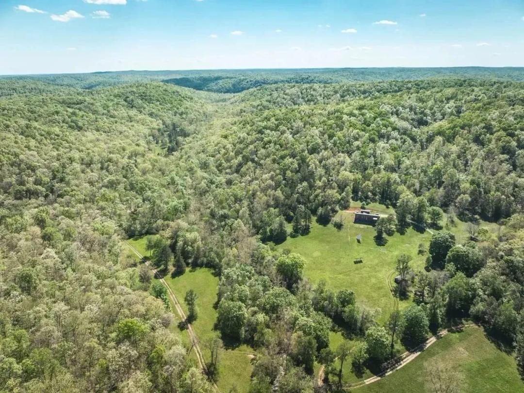 Colyotte Hollow Hideaway