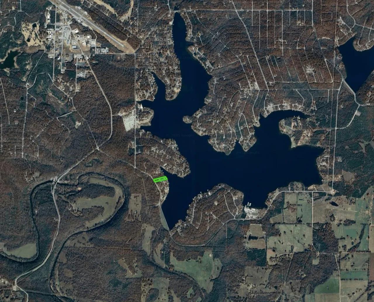 42131904-61