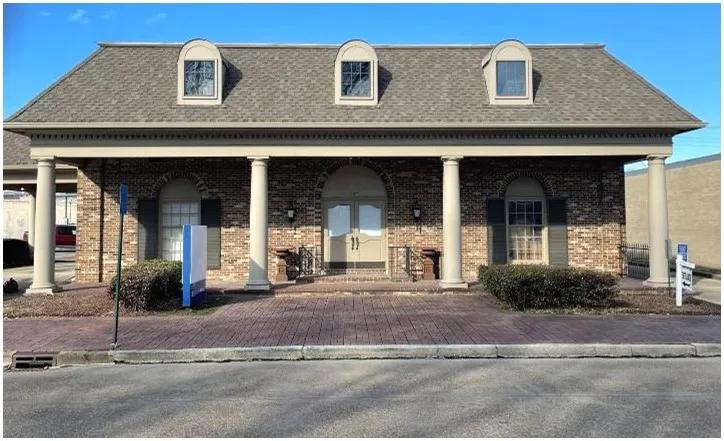 Commercial Property in Bolivar County at 117 Commerce Avenue in Cleveland, MS