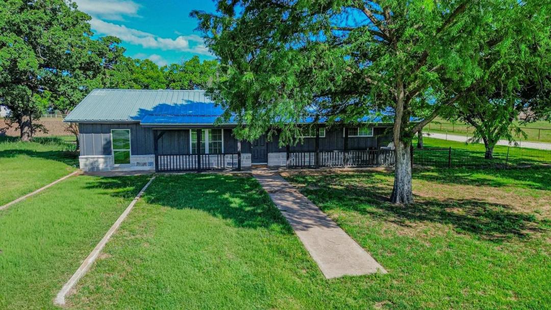 1216 Taylor Road, Weatherford, Texas 76087