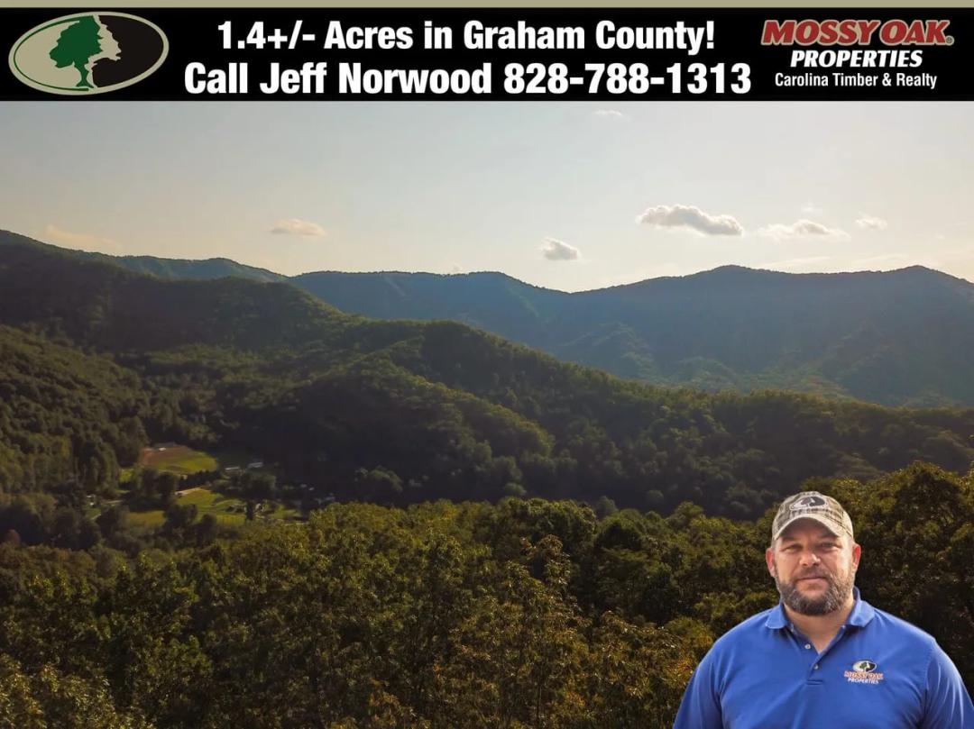 1.4+/- Acre Lot in Graham County!