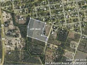 1075 Seventh St Poteet Texas