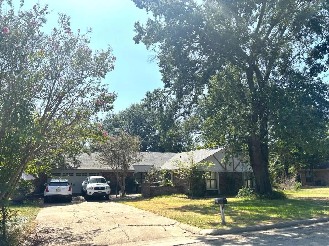 Affordable 3-Bedroom 2-Bath Home in Established Morningside