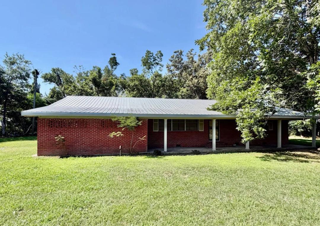Home in Bolivar County at 1627 Highway 446 in Boyle, MS